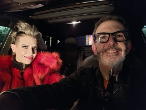 I Ya Toyah on Car Con Carne with JVO